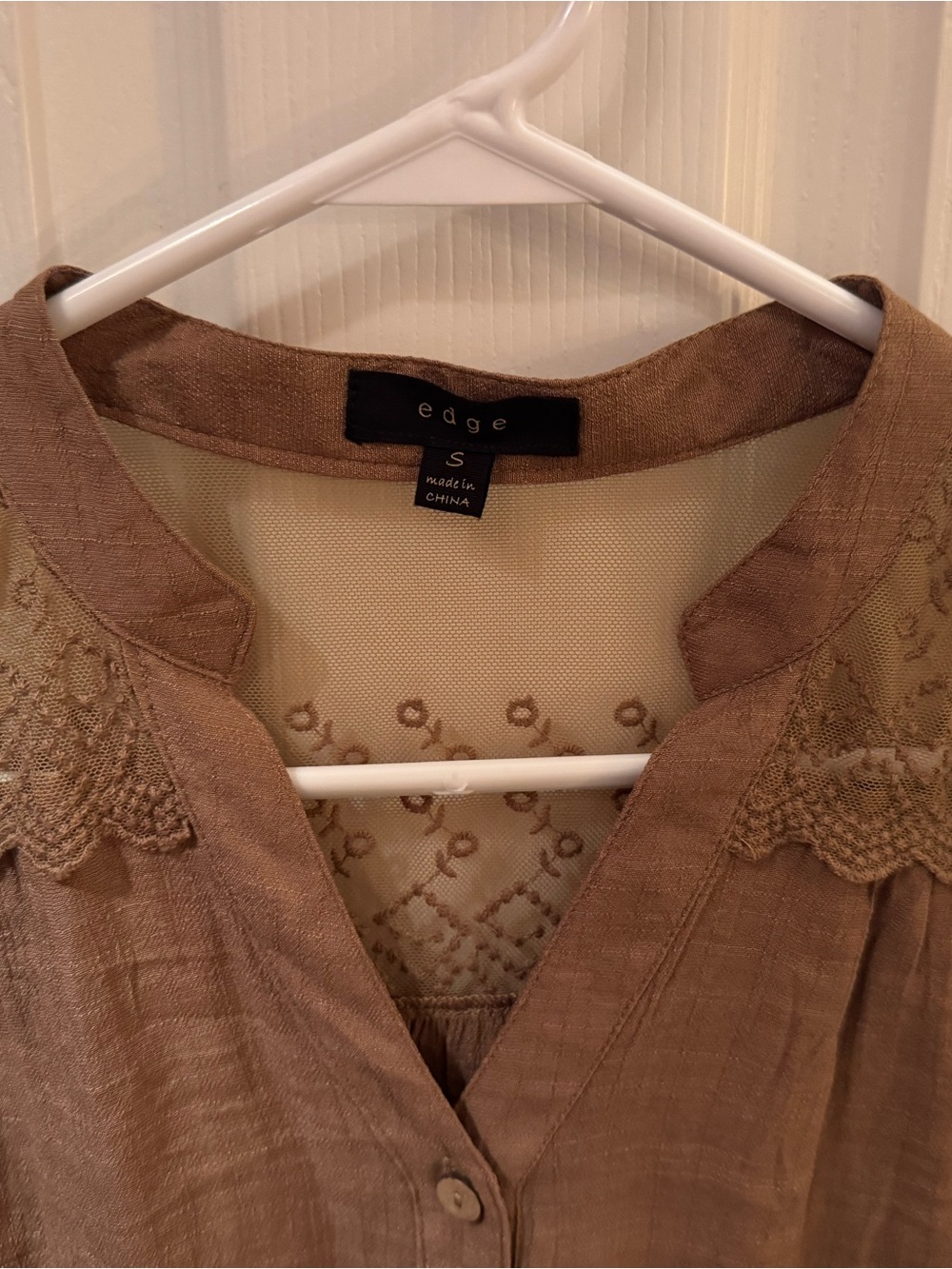 Edge Brown Lace Yoke Sleeveless Tie Front Blouse | Size Small - Picture 4 of 4